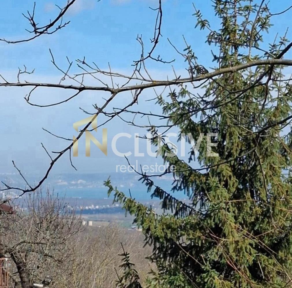 Продава ПАРЦЕЛ, с. Оборище, област Варна