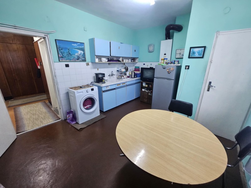 Продава МНОГОСТАЕН в град Кърджали, Център - 128 кв.м / 125 000 € » 244 478.75 лв., ТБС БГПРОПЪРТИС