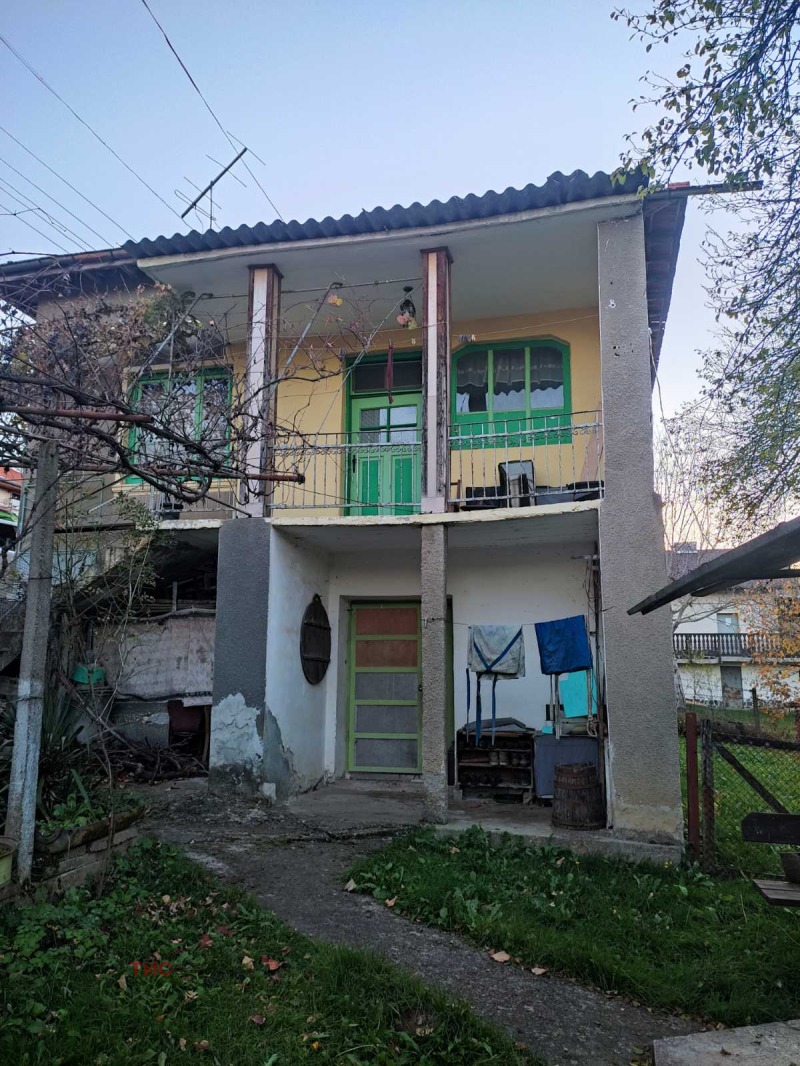Продава КЪЩА в област Кюстендил, с. Ваксево - 70 кв.м / 23 000 € » 44 984.09 лв., ТИС