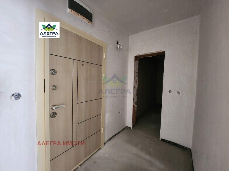 Продава 2-СТАЕН, гр. Пазарджик, Център, снимка 3 - Апартаменти - 52686536