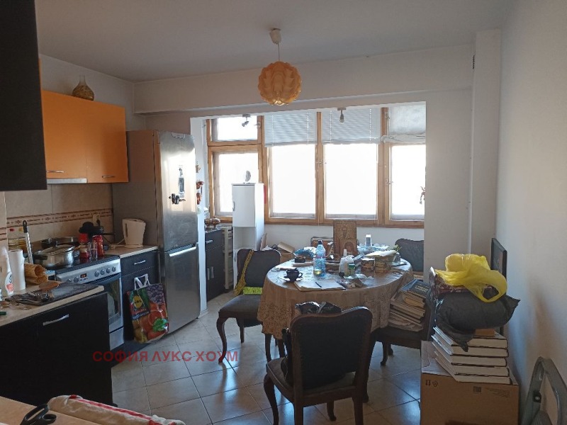 Продава  3-стаен, град София, Люлин 5 •  147 000 EUR • ID 48289073 — holmes.bg - [1] 