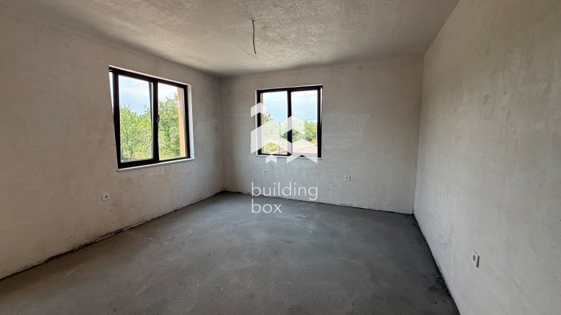 Eladó  3 hálószobás Plovdiv , Ostromila , 180 négyzetméter | 26180643 - kép [7]