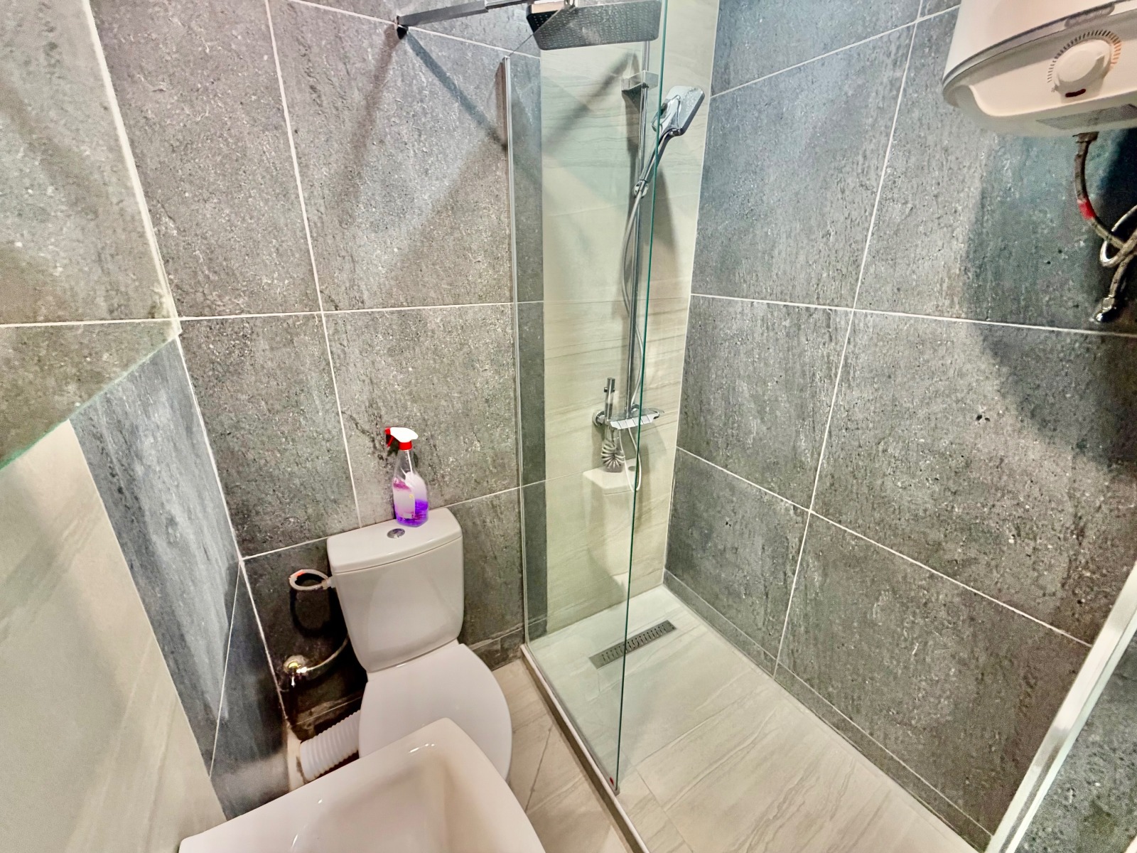 Продава 3-СТАЕН, гр. София, Сухата река, снимка 5 - Апартаменти - 56161358