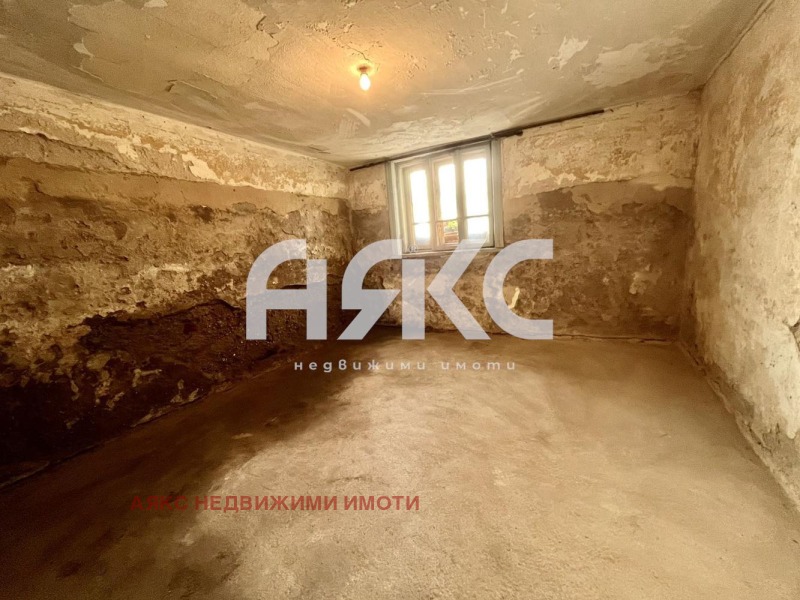 Продава 1-СТАЕН, гр. София, Център