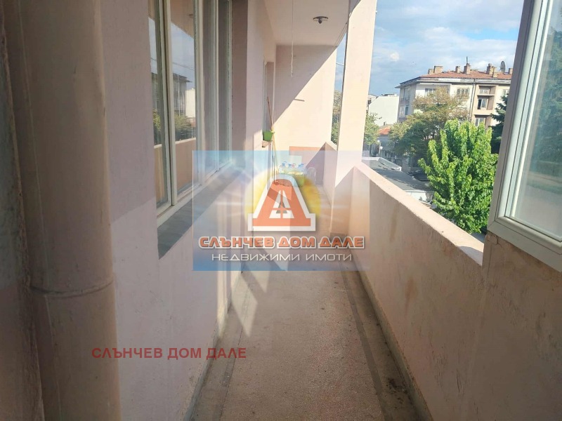 Продава  2-стаен град Шумен , Център , 68 кв.м | 52494067 - изображение [9]