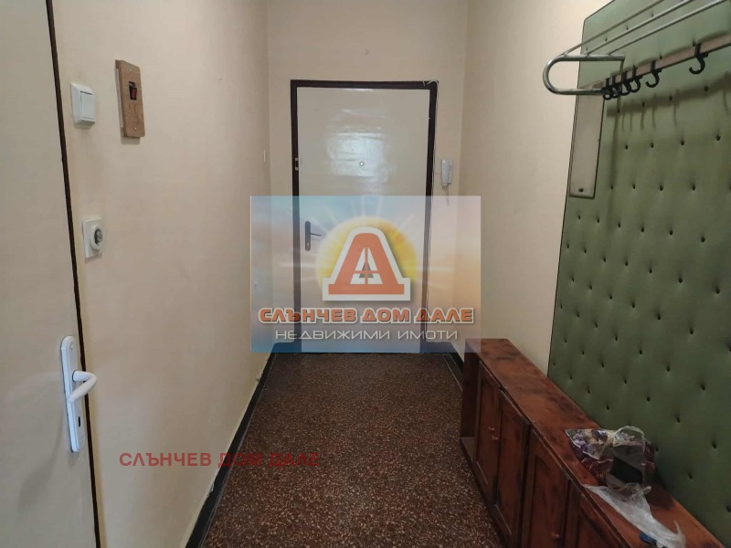 Продава  2-стаен град Шумен , Център , 68 кв.м | 52494067 - изображение [8]