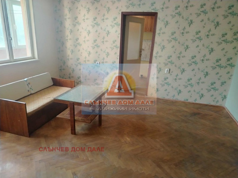 Продава  2-стаен град Шумен , Център , 68 кв.м | 52494067