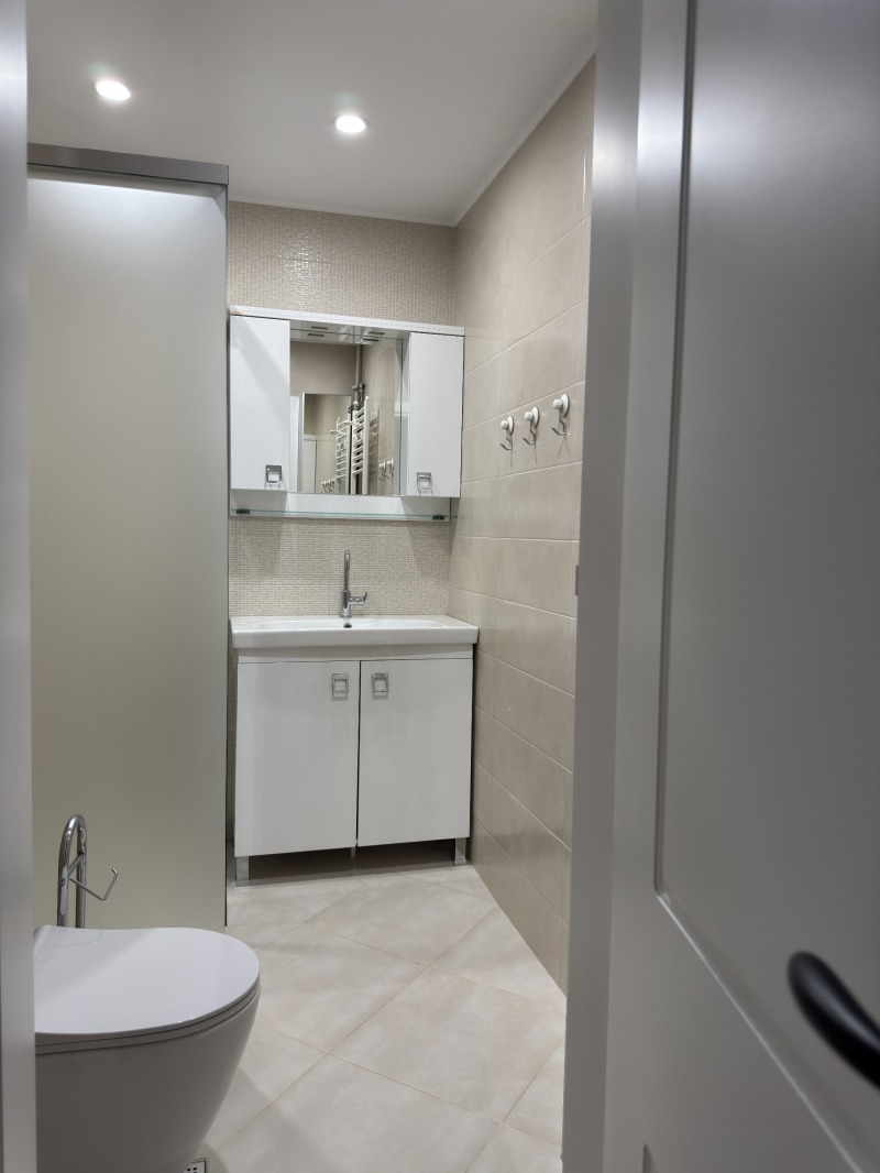 Продава 3-СТАЕН, гр. София, Център, снимка 10 - Апартаменти - 52401648