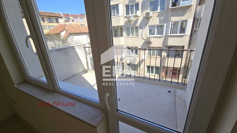 Продава 3-СТАЕН, гр. Варна, Лятно кино Тракия, снимка 12 - Апартаменти - 54613424