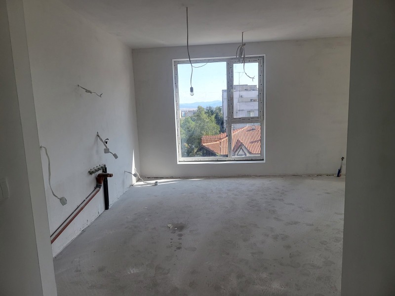 Na prodej  3 ložnice Sofia , Ljulin 2 , 186 m2 | 47843673 - obraz [2]