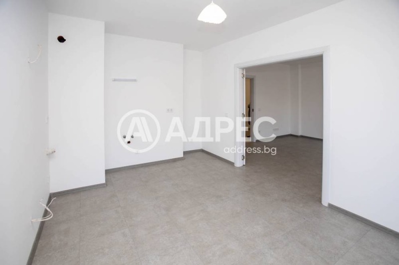 Продава МНОГОСТАЕН, гр. София, Център, снимка 11 - Апартаменти - 52688403