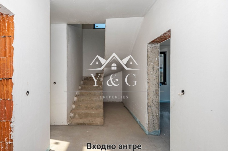 Продава КЪЩА, с. Белащица, област Пловдив, снимка 14 - Къщи - 46043368