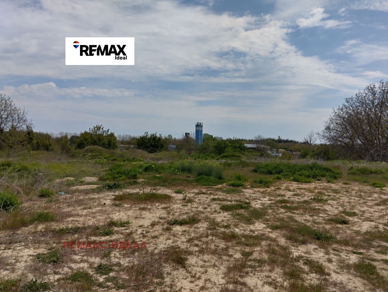 En venta  Trama Varna , Topoli , 2850 metros cuadrados | 32951144 - imagen [3]