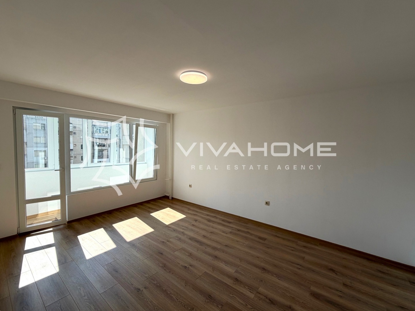 Продава 3-СТАЕН, гр. Варна, Младост 1, снимка 3 - Апартаменти - 53709156