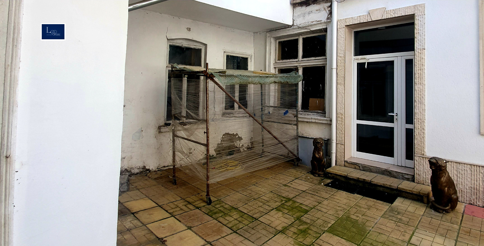 Продава ЕТАЖ ОТ КЪЩА, гр. Русе, Център, снимка 2 - Етаж от къща - 41637753