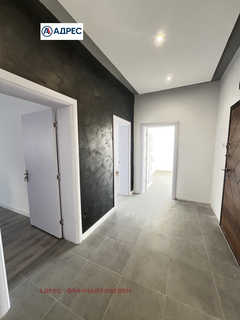 De vânzare  2 dormitoare Pleven , Șiroc țentâr , 120 mp | 66298927 - imagine [5]