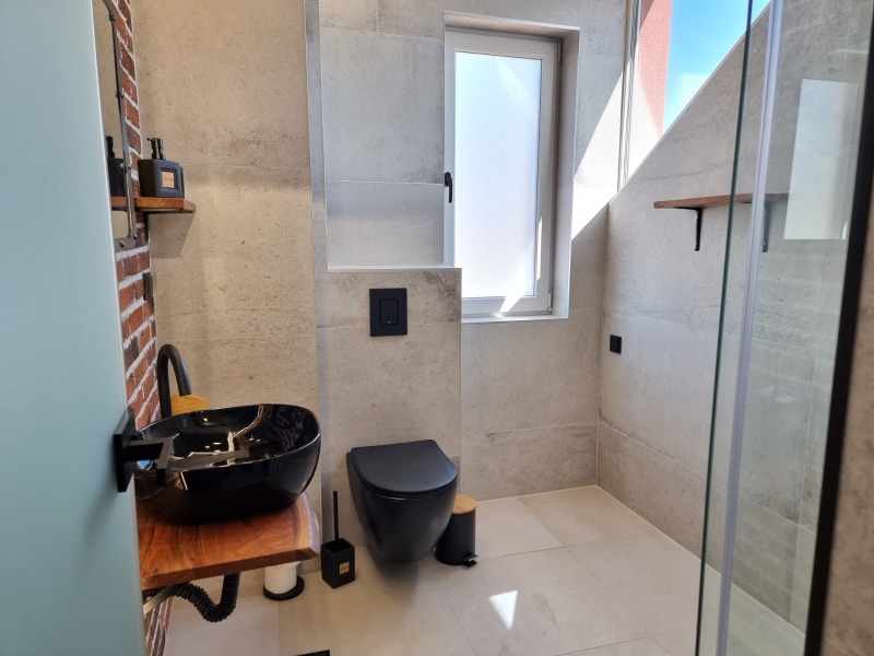 De vânzare  2 dormitoare Plovdiv , Țentâr , 120 mp | 22816370 - imagine [11]