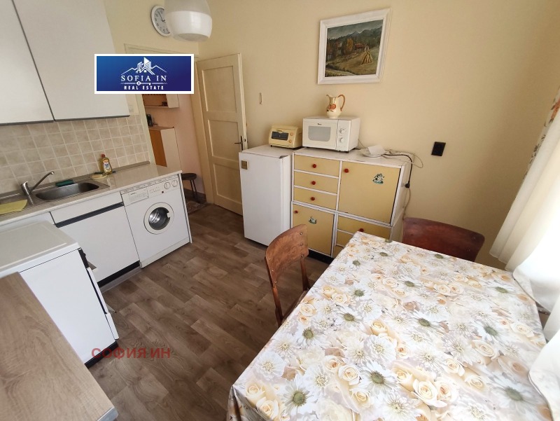 Продава 3-СТАЕН, гр. София, Център