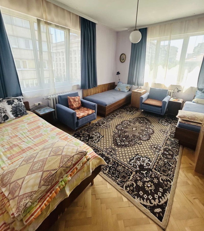 Продава 3-СТАЕН, гр. София, Център, снимка 3 - Апартаменти - 53230030