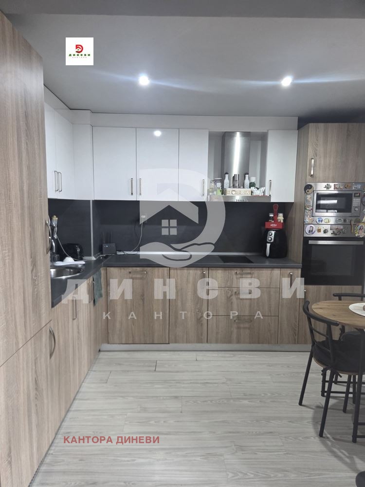 Продава 3-СТАЕН, гр. Стара Загора, Център, снимка 3 - Апартаменти - 56115994