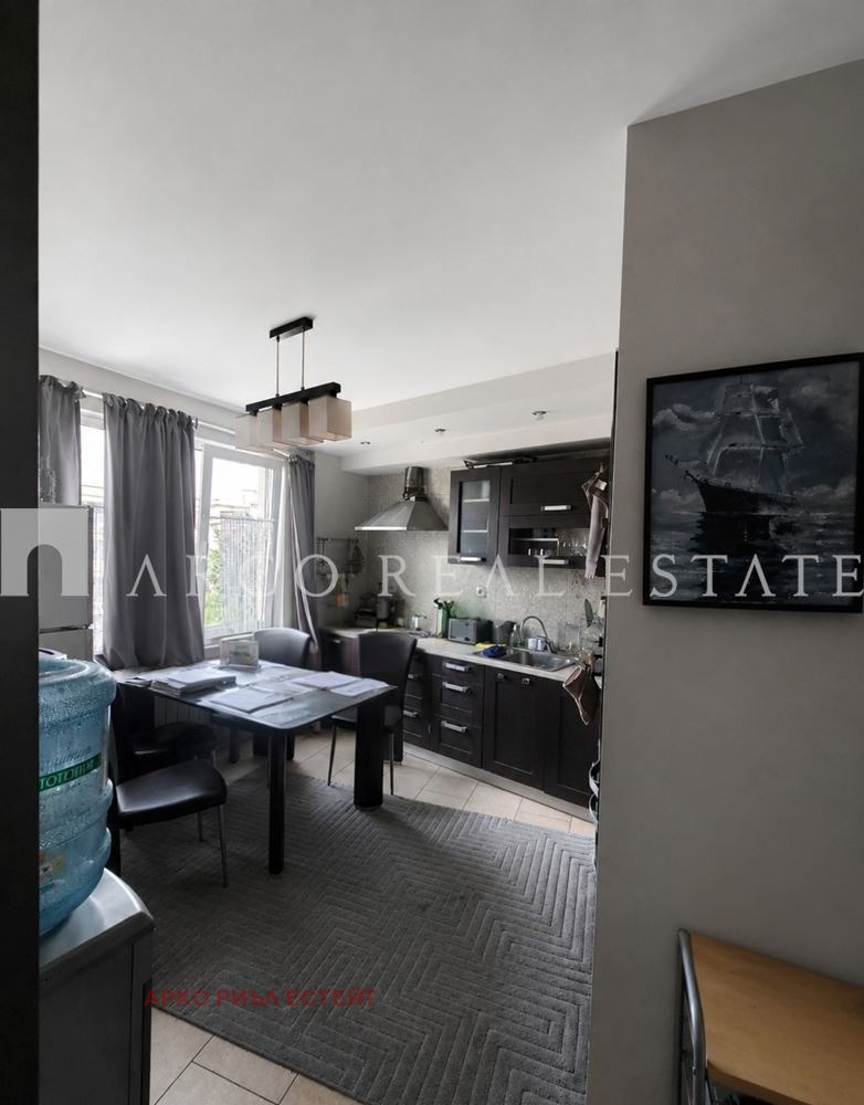 Продава 4-СТАЕН, гр. София, Редута, снимка 2 - Апартаменти - 55297033
