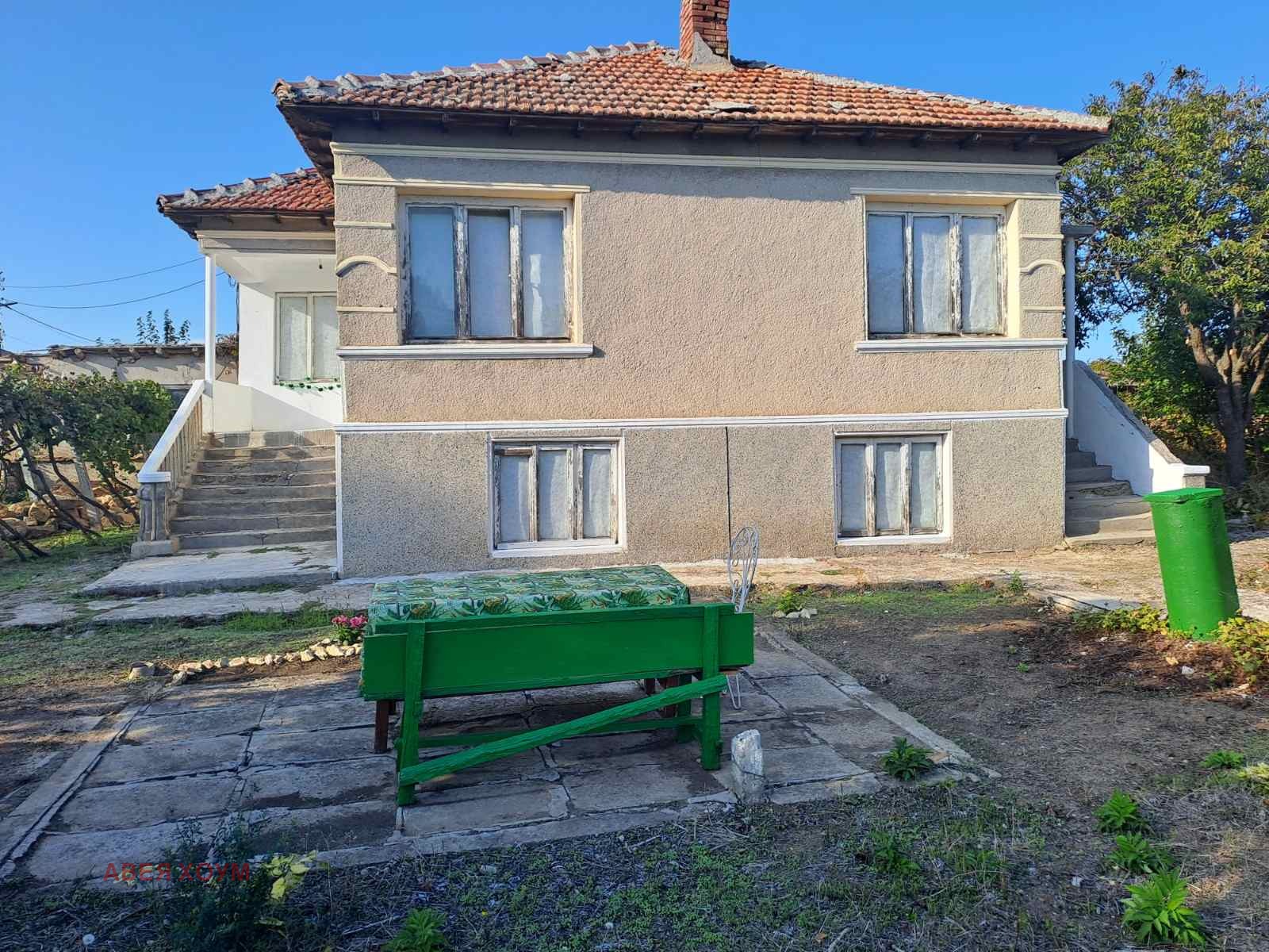 Продава КЪЩА, с. Тюленово, област Добрич, снимка 2 - Къщи - 53306037