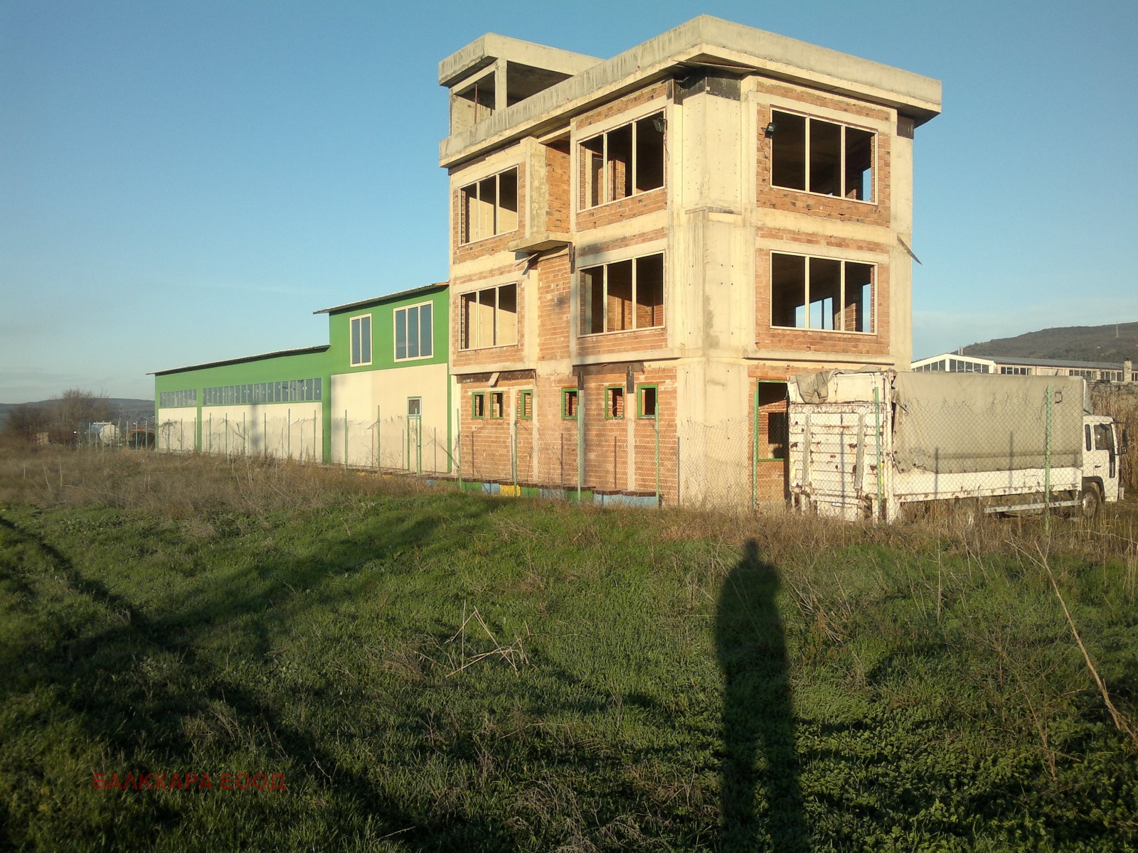 Продава ПРОМ. ПОМЕЩЕНИЕ | Imot.bg — изображение 2