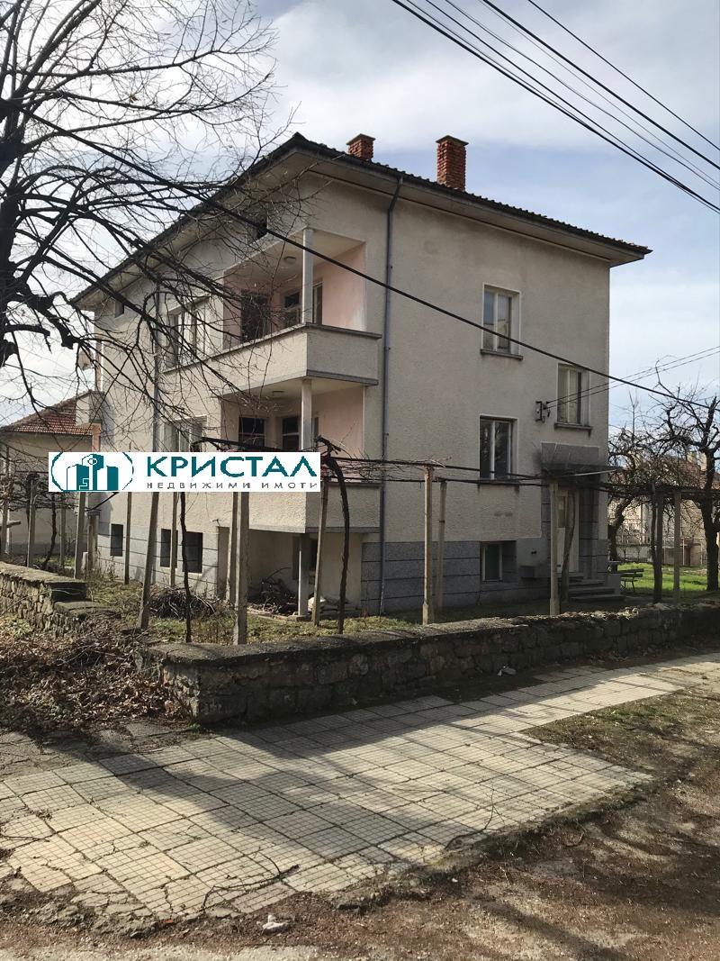 Продава КЪЩА, гр. Хисаря, област Пловдив, снимка 2 - Къщи - 47442997