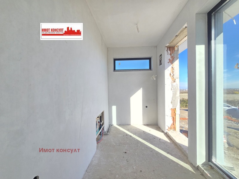 Продава КЪЩА, с. Марково, област Пловдив, снимка 8 - Къщи - 52400837