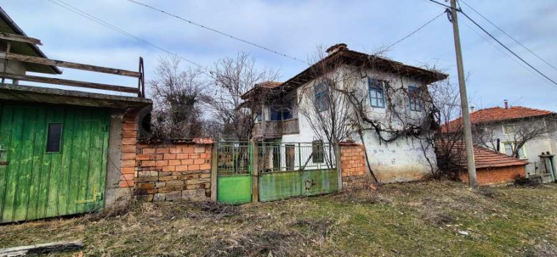 Продава КЪЩА, гр. Троян, област Ловеч, снимка 13 - Къщи - 49063822