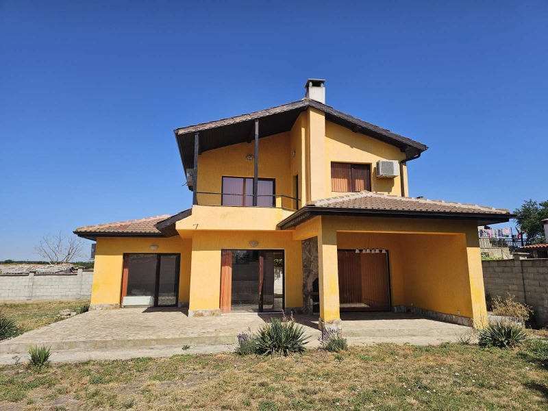 Продава  Къща област Добрич , с. Соколово , 128 кв.м | 29256483