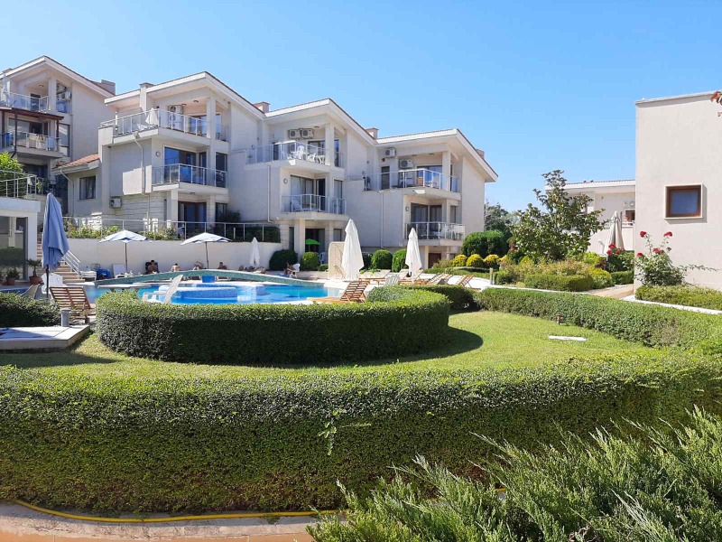 Продава КЪЩА, гр. Бяла, област Варна, снимка 13 - Къщи - 53602809