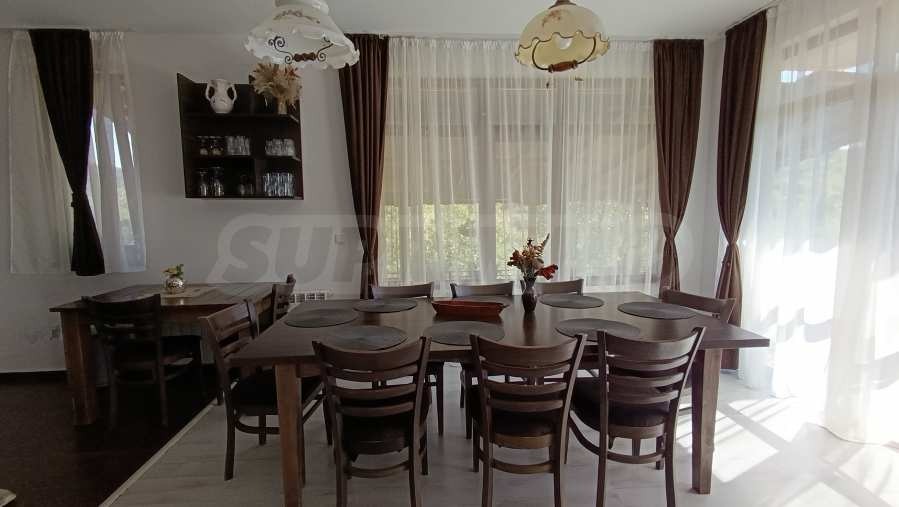 Продава КЪЩА, гр. Елена, област Велико Търново, снимка 17 - Къщи - 56173196