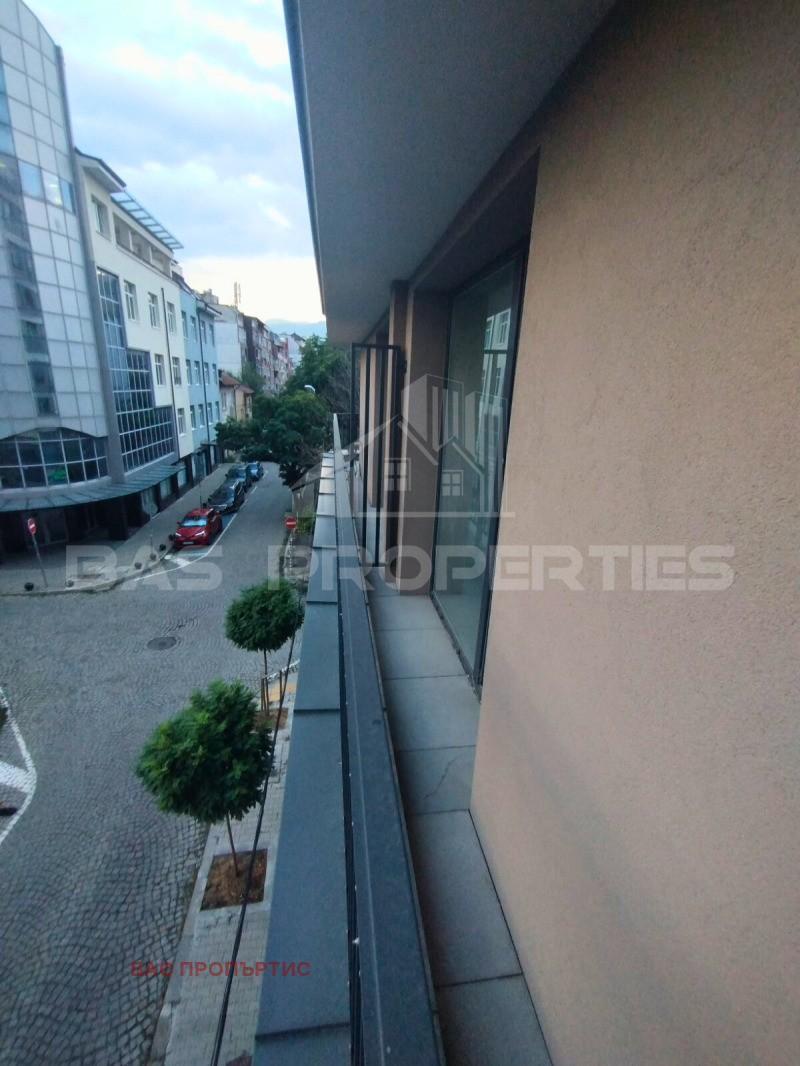 Na prodej  1 ložnice Sofia , Centar , 70 m2 | 70333839 - obraz [9]