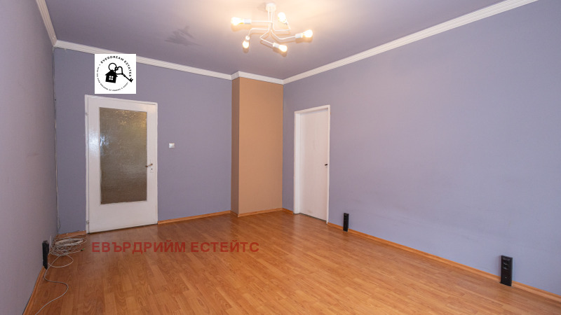 Zu verkaufen  2 Schlafzimmer Sofia , Mladost 4 , 94 qm | 99909079 - Bild [3]