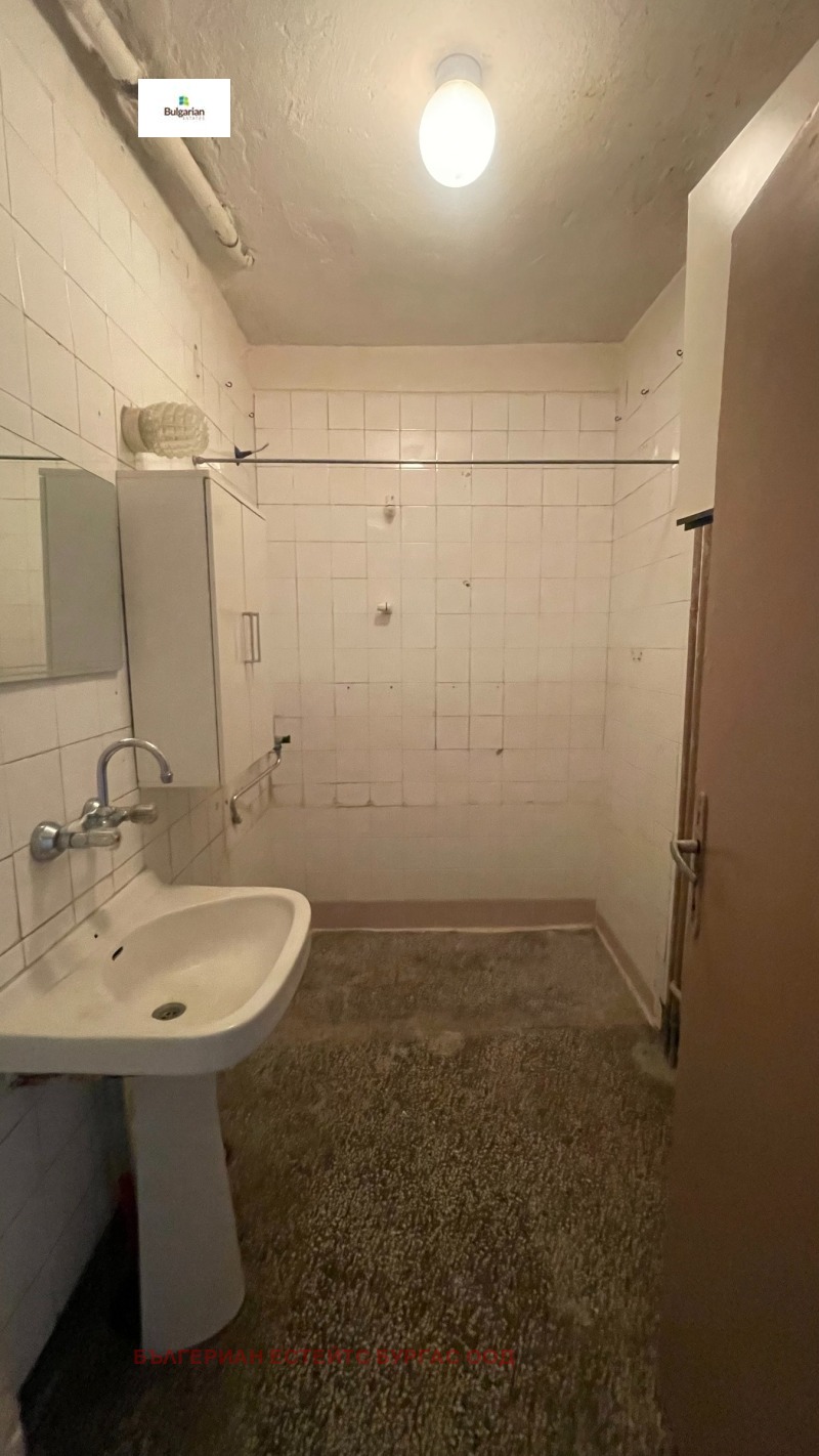 À venda  Mais de 3 quartos Burgas , Slaveikov , 90 m² | 10053132 - imagem [15]