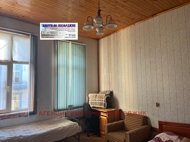 Продава  Етаж от къща град Пазарджик , Идеален център , 149 кв.м | 15117033 - изображение [3]