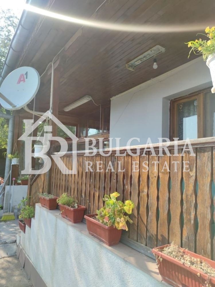 Продава КЪЩА, гр. Бургас, с. Маринка, снимка 2 - Къщи - 53312905