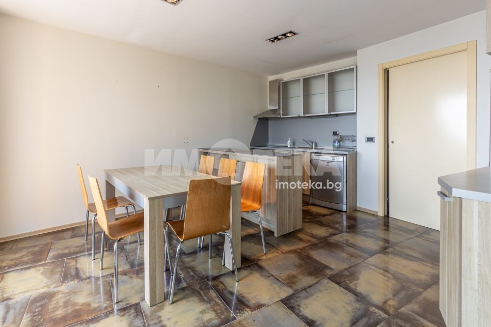 Продава МНОГОСТАЕН, гр. Варна, Гръцка махала, снимка 4 - Апартаменти - 55528558