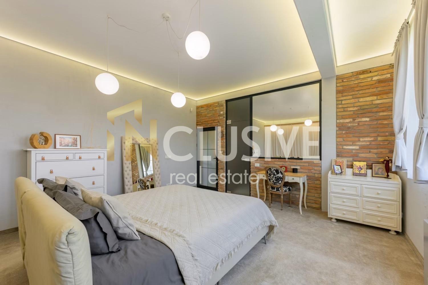 Продава КЪЩА, гр. Варна, м-т Сотира, снимка 12 - Къщи - 55926470