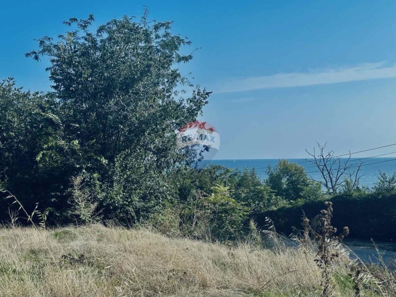 Продава ПАРЦЕЛ в област Добрич, гр. Балчик - 258 кв.м / 52 000 € » 101 703.16 лв., РЕМАКС ХОУМ