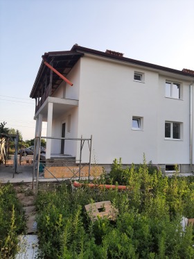 Casa Saedinenie, região Plovdiv 1