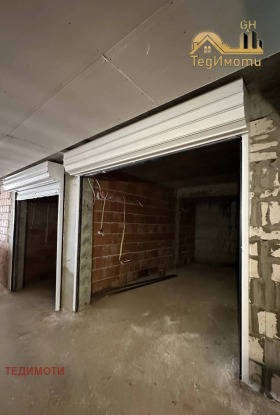 ГАРАЖ, ПАРКОМЯСТО, 30 m2