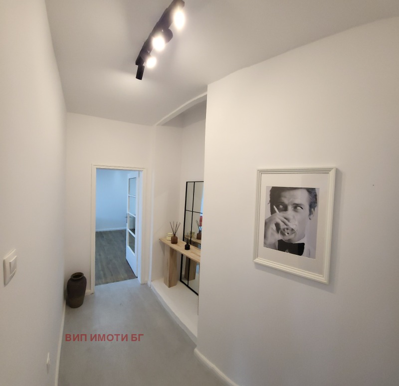 Продава 2-СТАЕН, гр. София, Център, снимка 2 - Апартаменти - 53022977