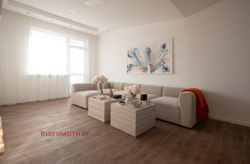 Продава 2-СТАЕН, гр. София, Център, снимка 2 - Апартаменти - 53022977