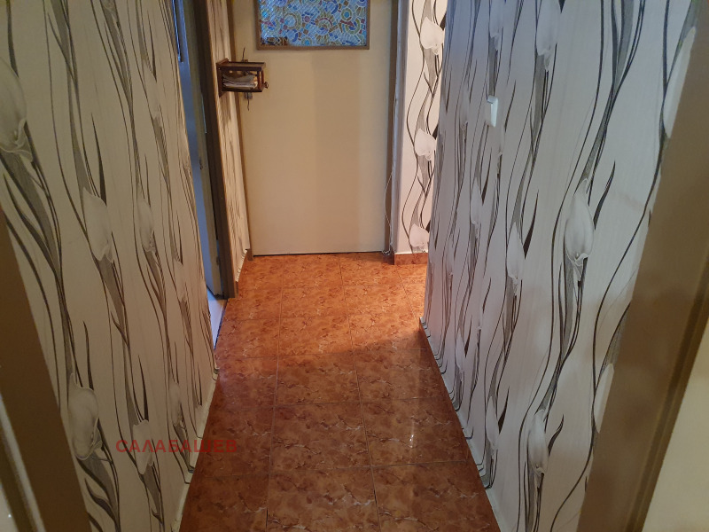 Продава 2-СТАЕН, гр. Казанлък, област Стара Загора, снимка 10 - Апартаменти - 53190711