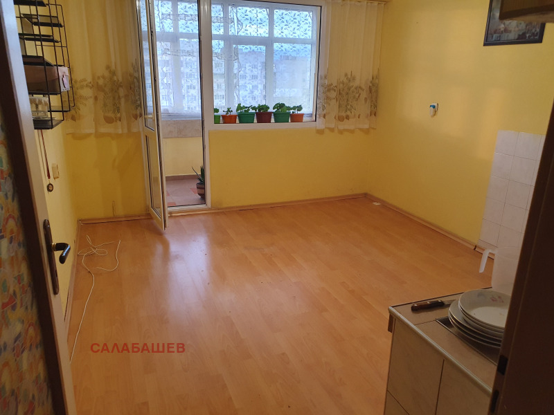 Продава 2-СТАЕН, гр. Казанлък, област Стара Загора, снимка 6 - Апартаменти - 53190711