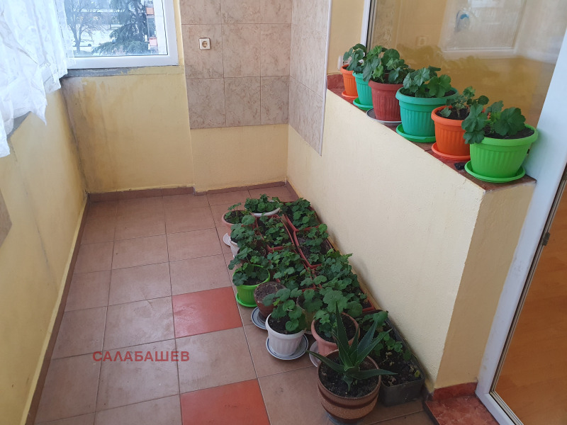 Продава 2-СТАЕН, гр. Казанлък, област Стара Загора, снимка 8 - Апартаменти - 53190711