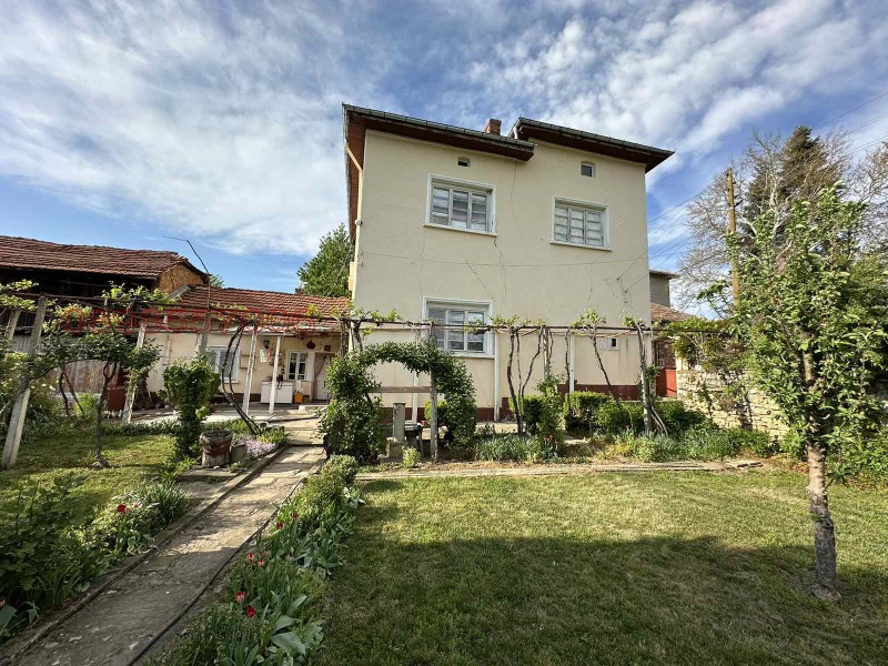 Продава  Къща, област Ловеч, с. Ъглен • 78 000 лв. • ID 43718139 — holmes.bg - [1] 