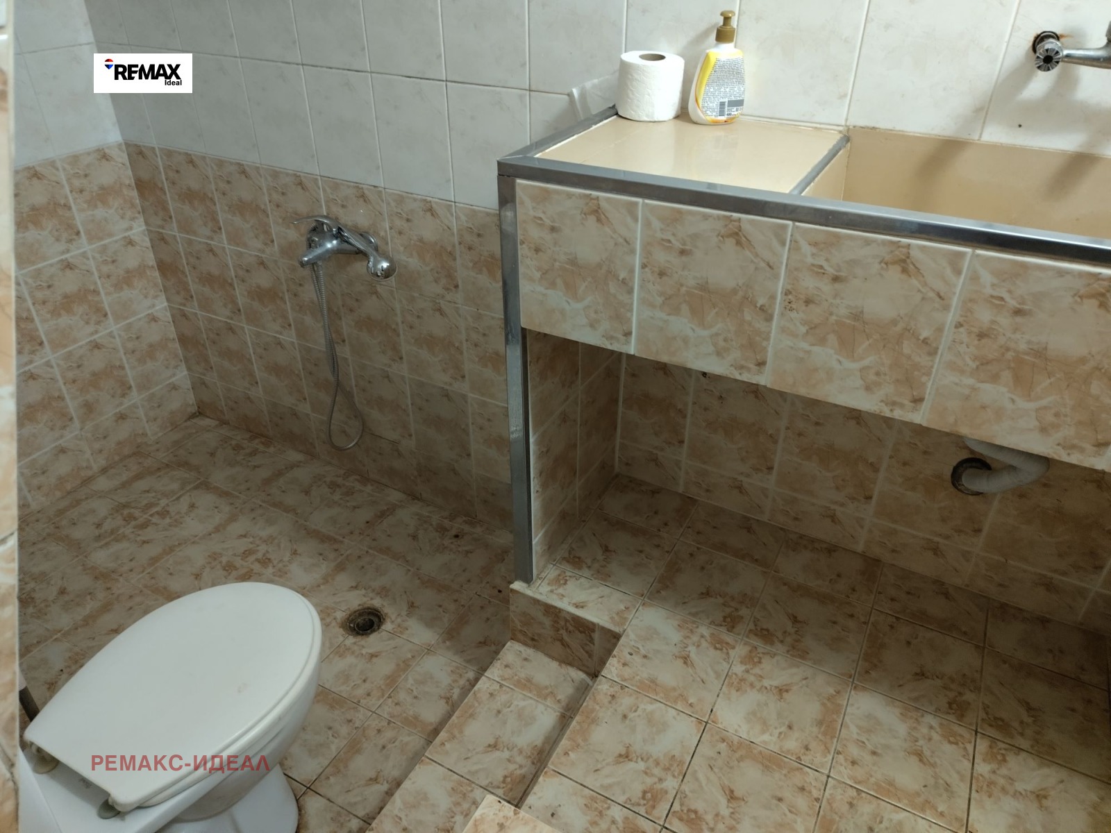 Продава АТЕЛИЕ, ТАВАН, гр. Варна, Колхозен пазар, снимка 4 - Апартаменти - 54376571